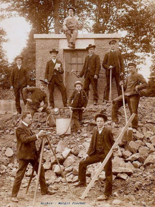 Bau der Brunnstube 1911